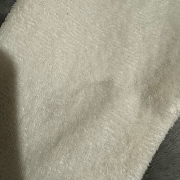 Cozy Cream Baby Footie with Lion Appliqué - Picture 3 of 4